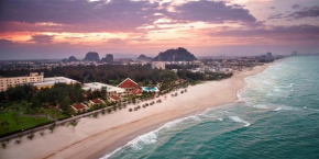 Гостиница Centara Sandy Beach Resort Danang  Đà Nẵng